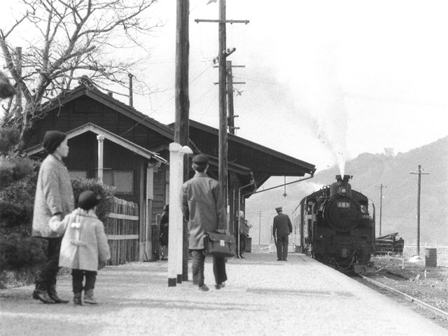 船岡駅①