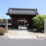 玄忠寺正面